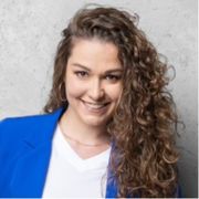 🎤 Dominika Madej